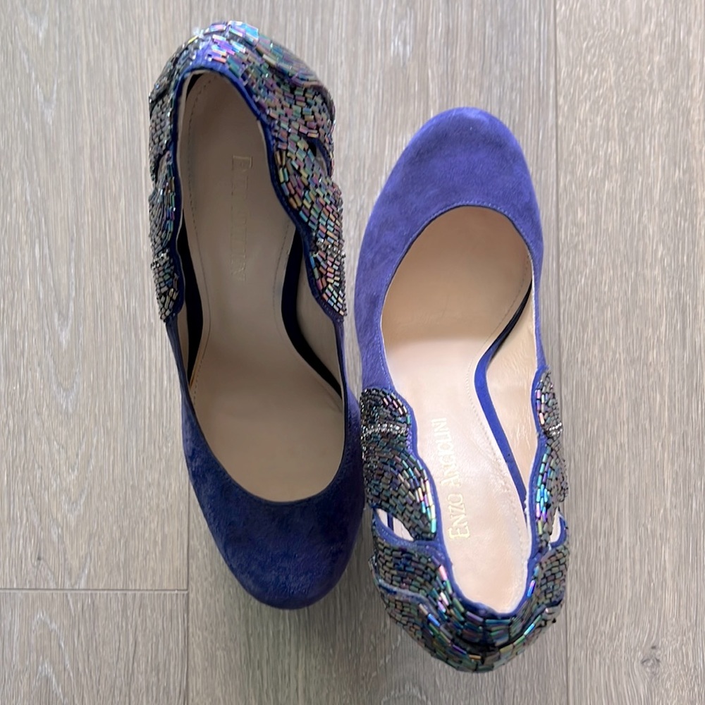 Enzo Angiolini pumps Navy color